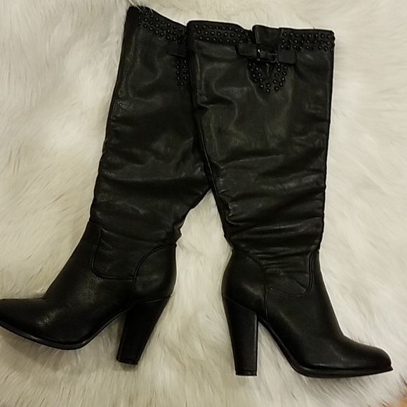**SOLD**Torrid Knee High Black Boots Sz 8 - Picture 2 of 8